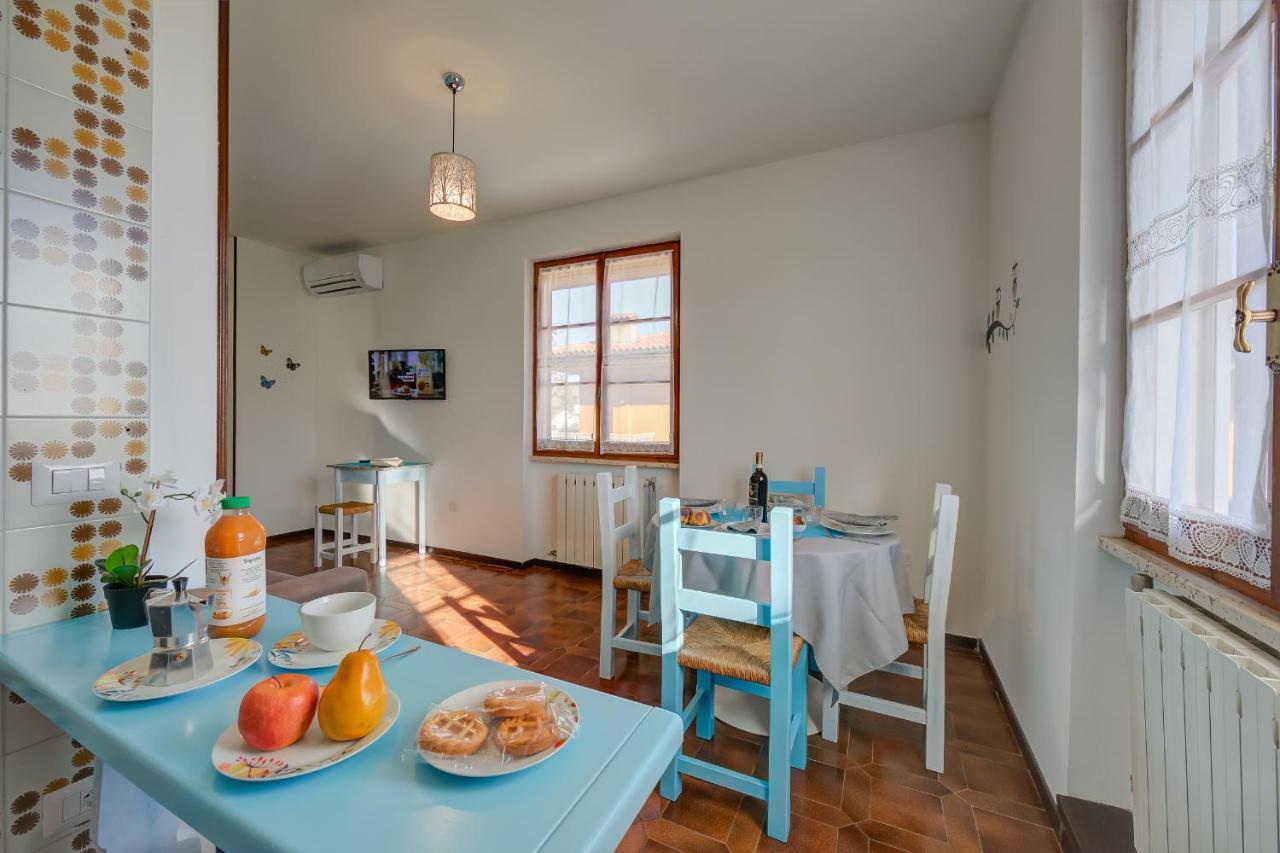 Villa Fiorita Apartments - Happy Rentals Sirmione Eksteriør bilde