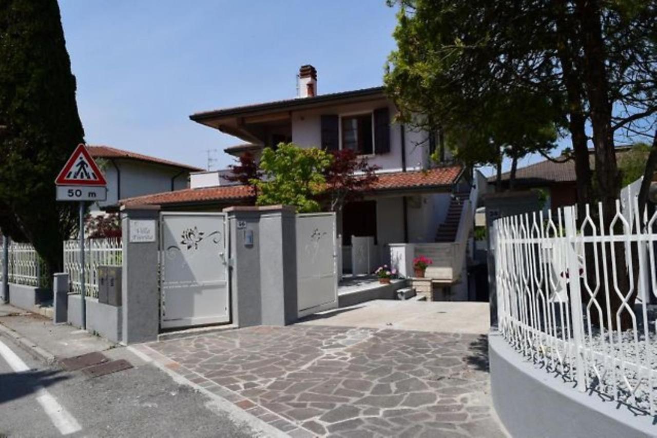 Villa Fiorita Apartments - Happy Rentals Sirmione Eksteriør bilde