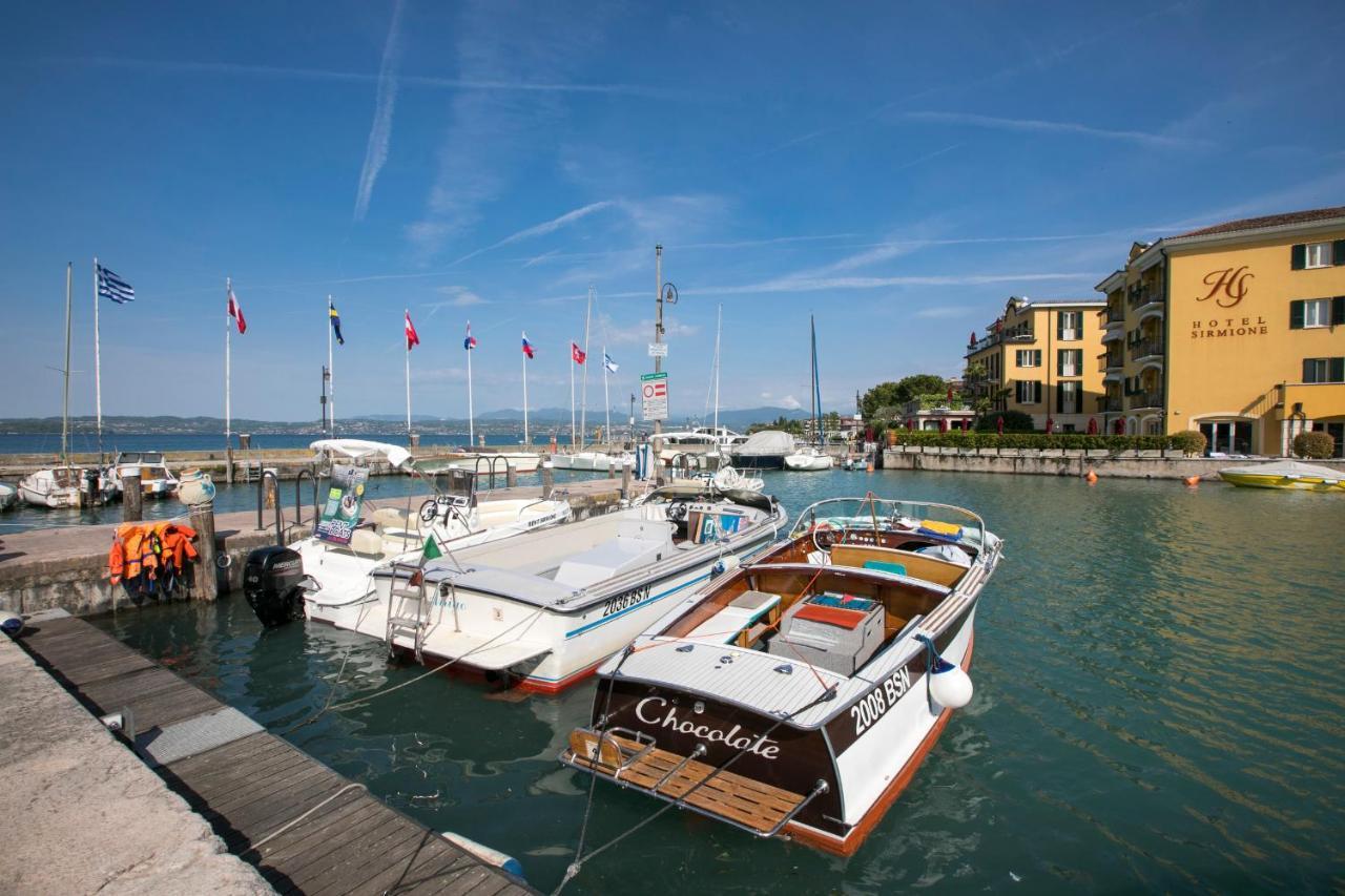 Villa Fiorita Apartments - Happy Rentals Sirmione Eksteriør bilde