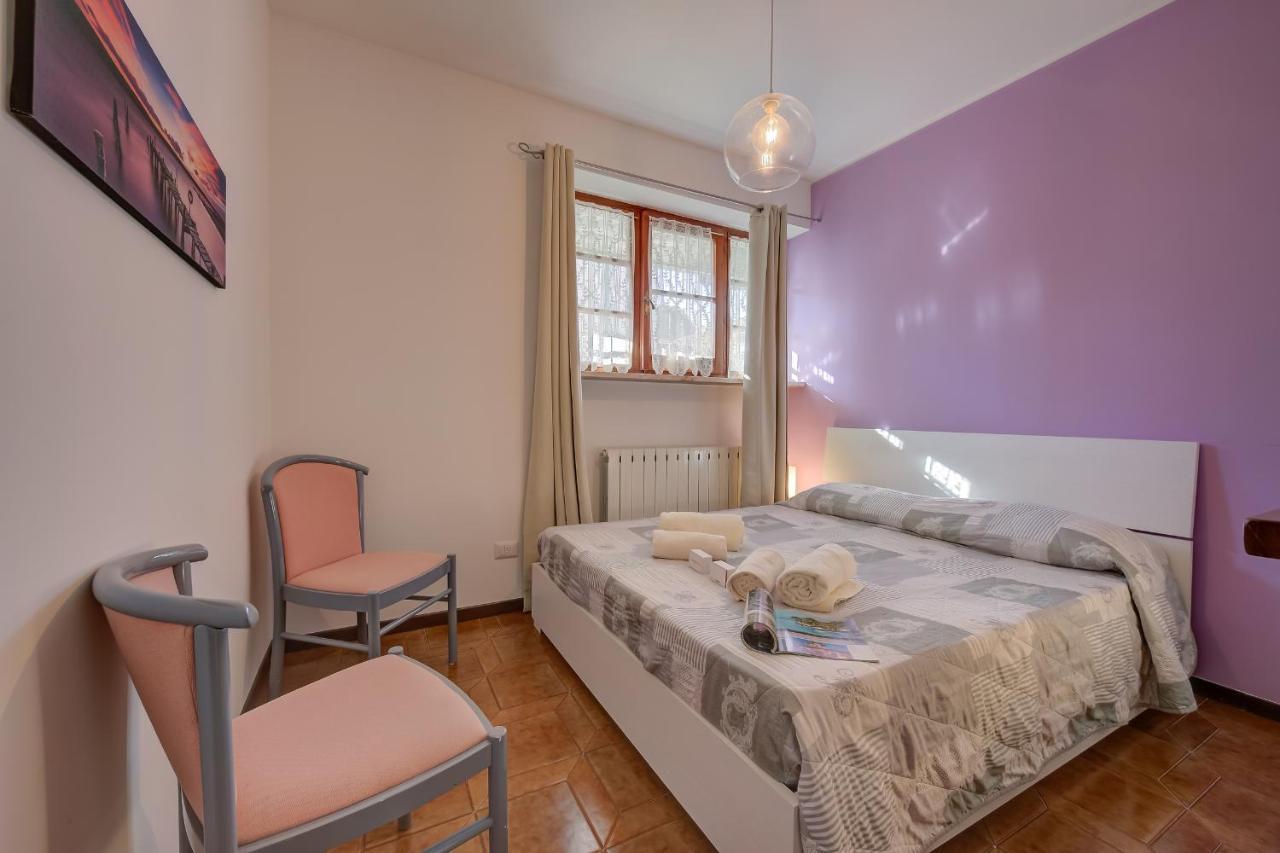 Villa Fiorita Apartments - Happy Rentals Sirmione Eksteriør bilde